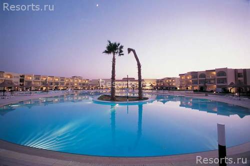 Club Azur Resort 10